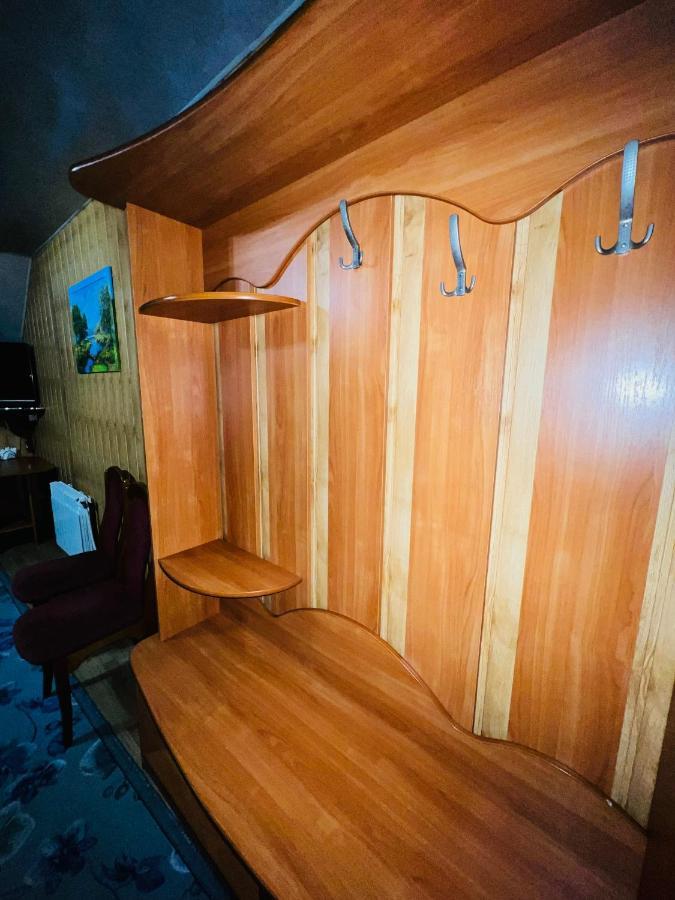 Pid Yavorom Hotel Drogomirchany Phòng bức ảnh